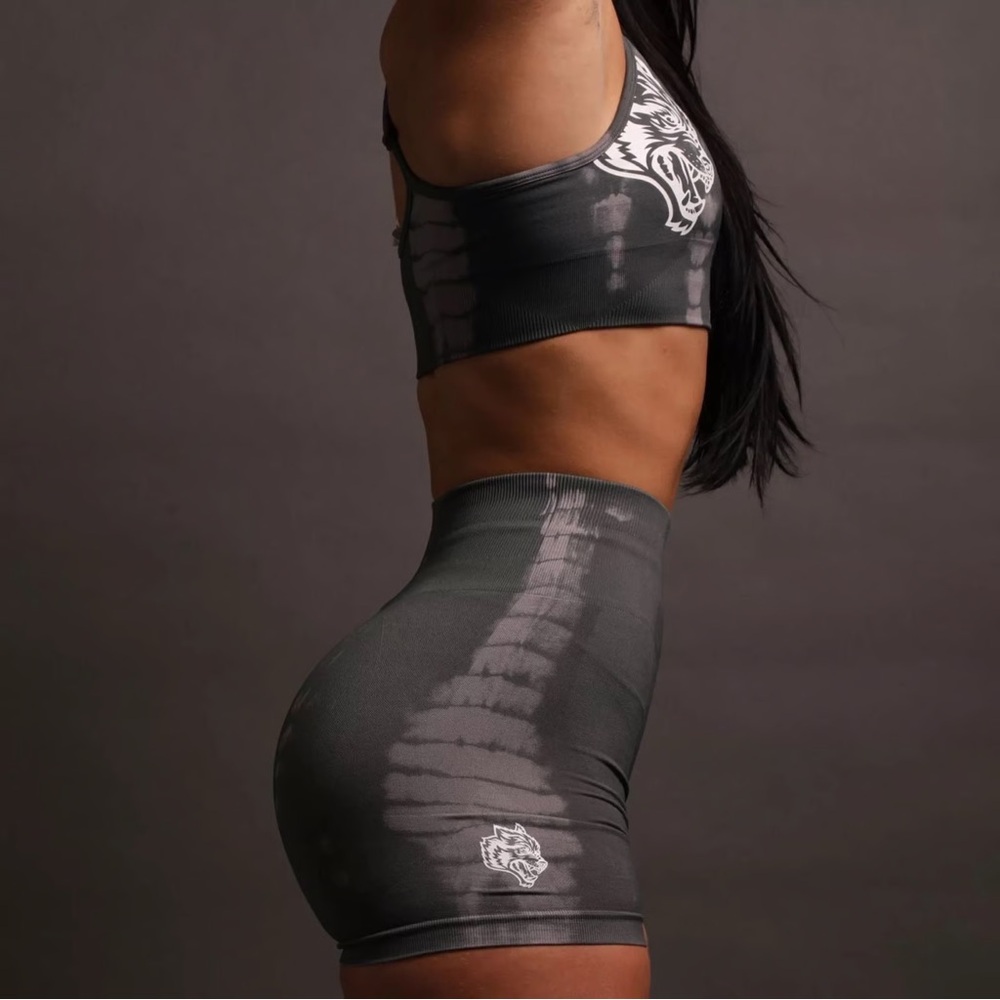 Wolves Forever Seamless Everson "Training" Shorts in Pearl Gray Serpent